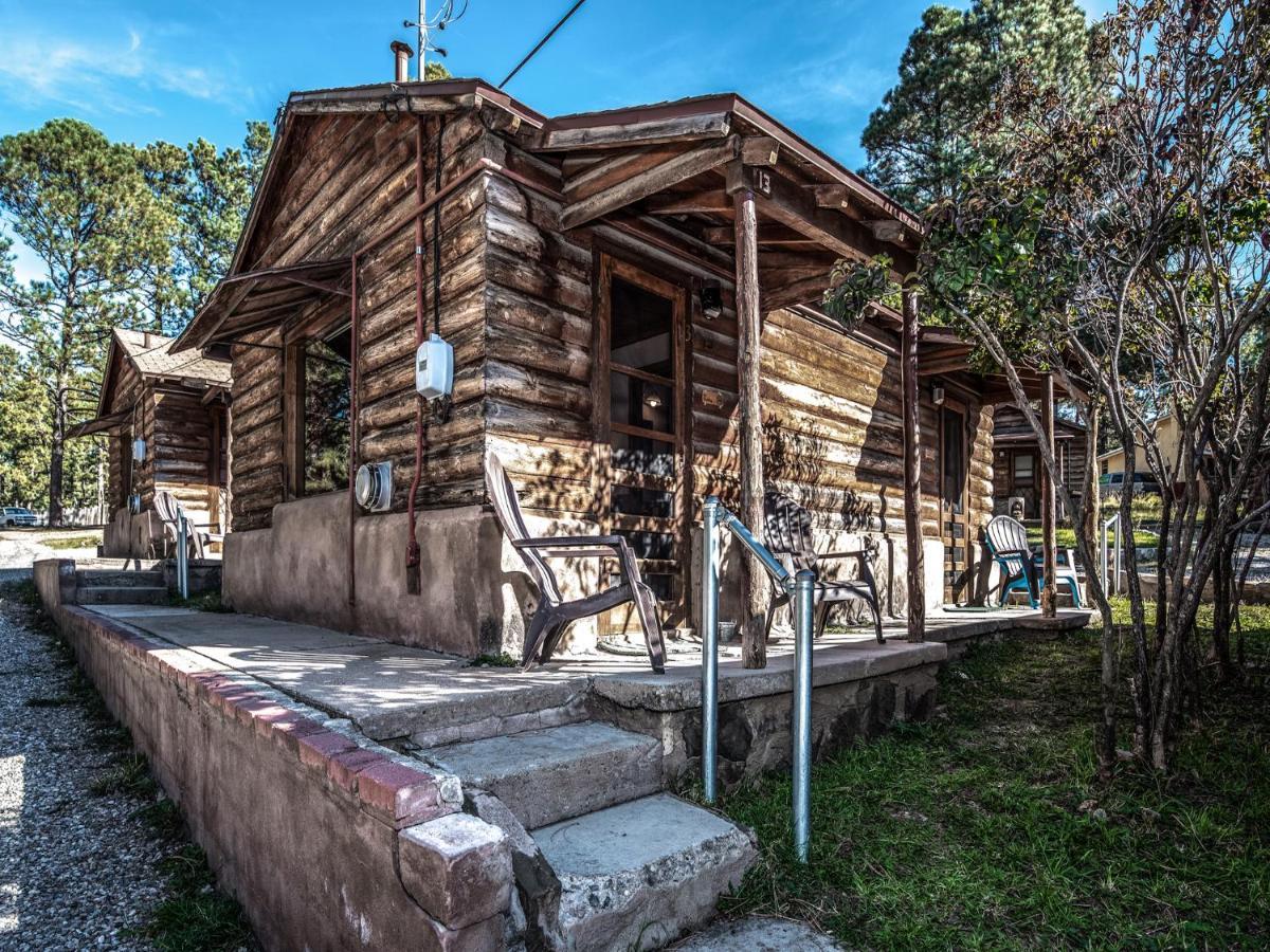 Apache Village Cabinette 13, Queen Bed, Midtown, Sleeps 2 Ruidoso Exteriér fotografie